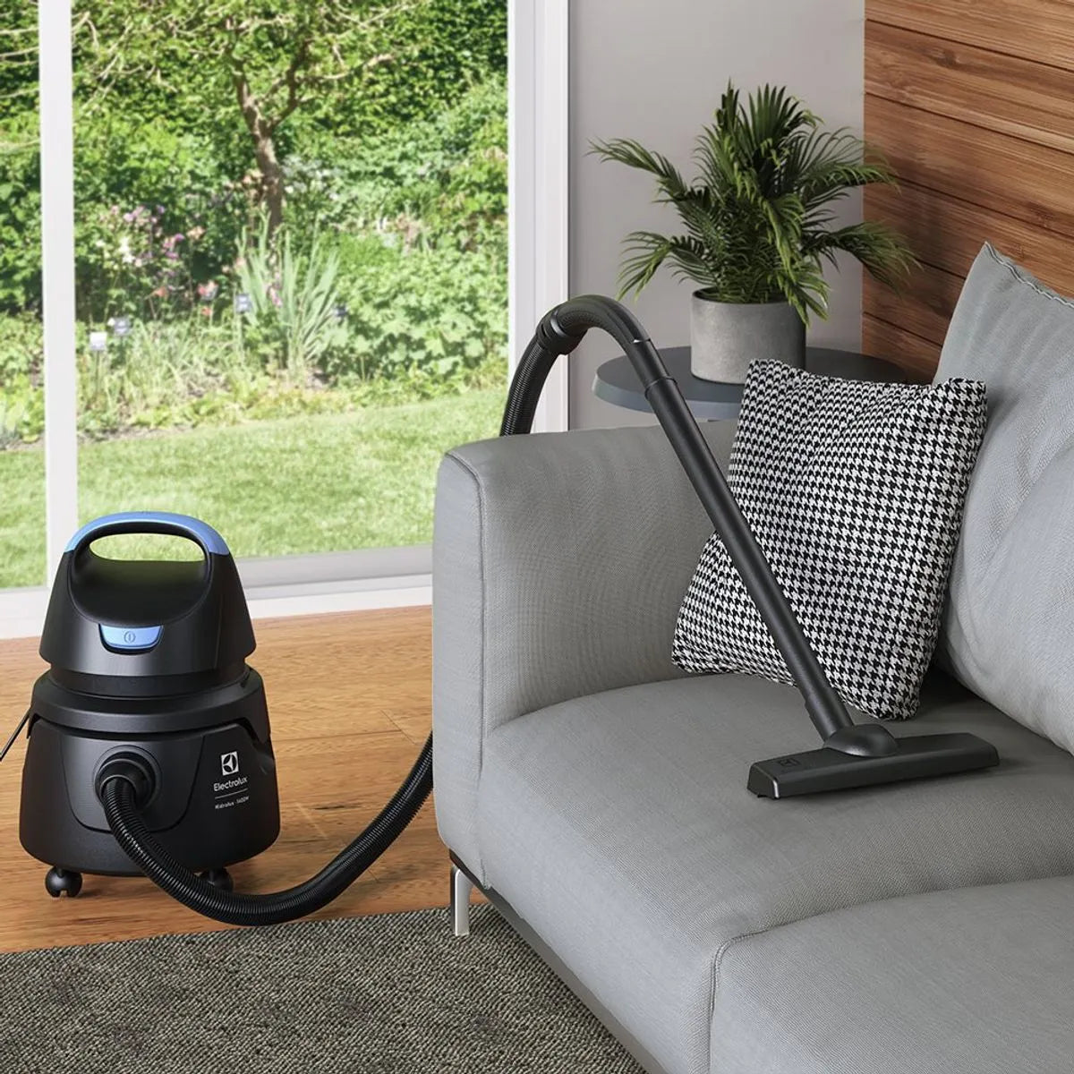 Aspirador de Po e Agua Electrolux Hidrolux AWD01 1400W 5L