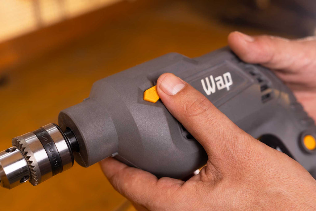 Furadeira Parafusadeira de Impacto Wap 3/8" Wf 700fe 700W