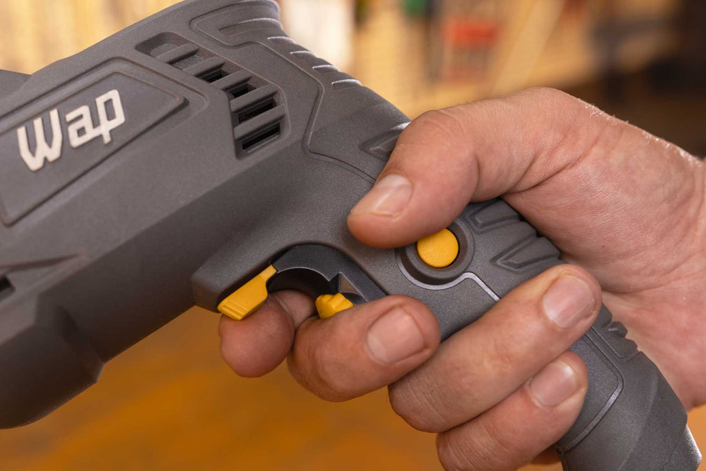 Furadeira Parafusadeira de Impacto Wap 3/8" Wf 700fe 700W