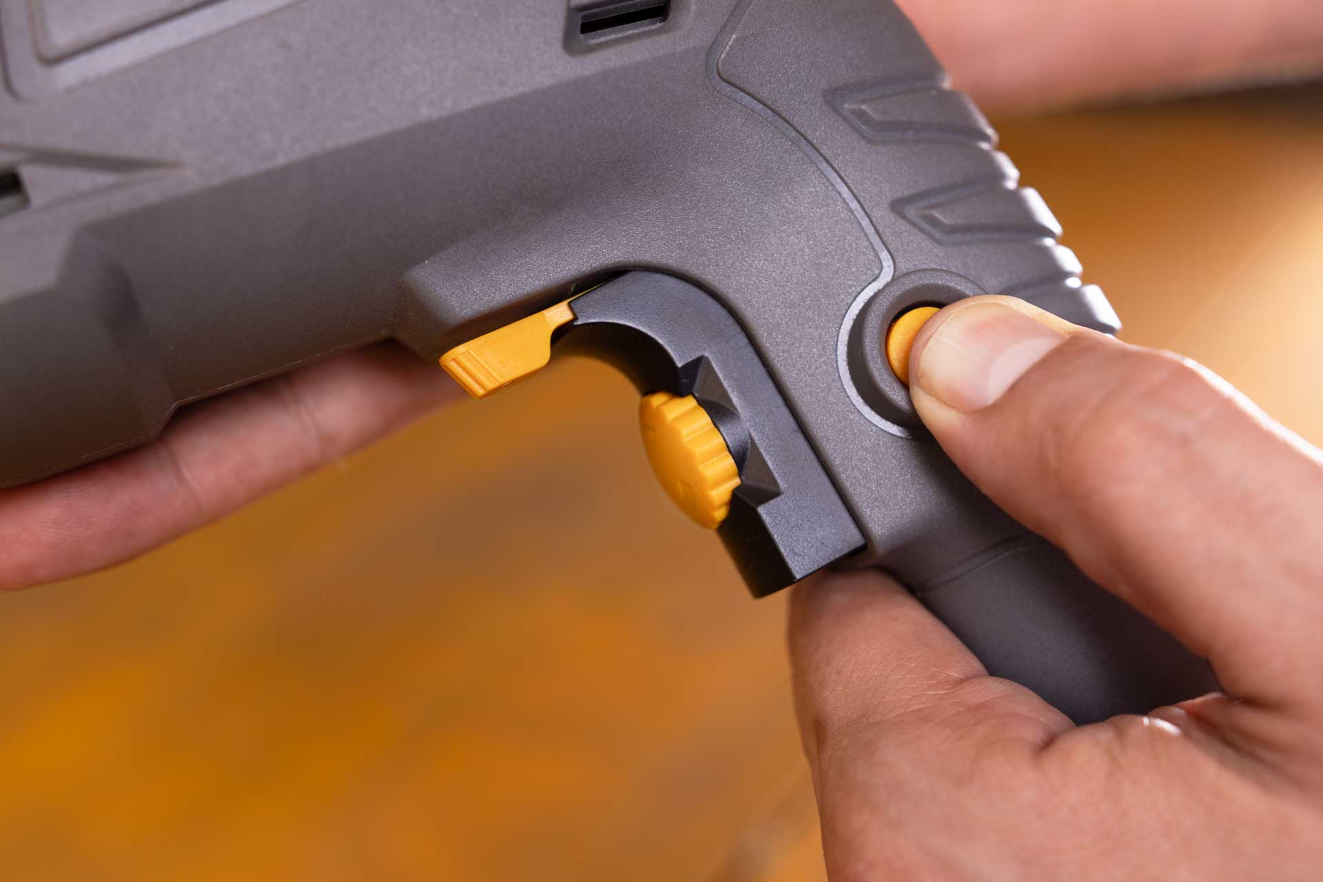 Furadeira Parafusadeira de Impacto Wap 3/8" Wf 700fe 700W