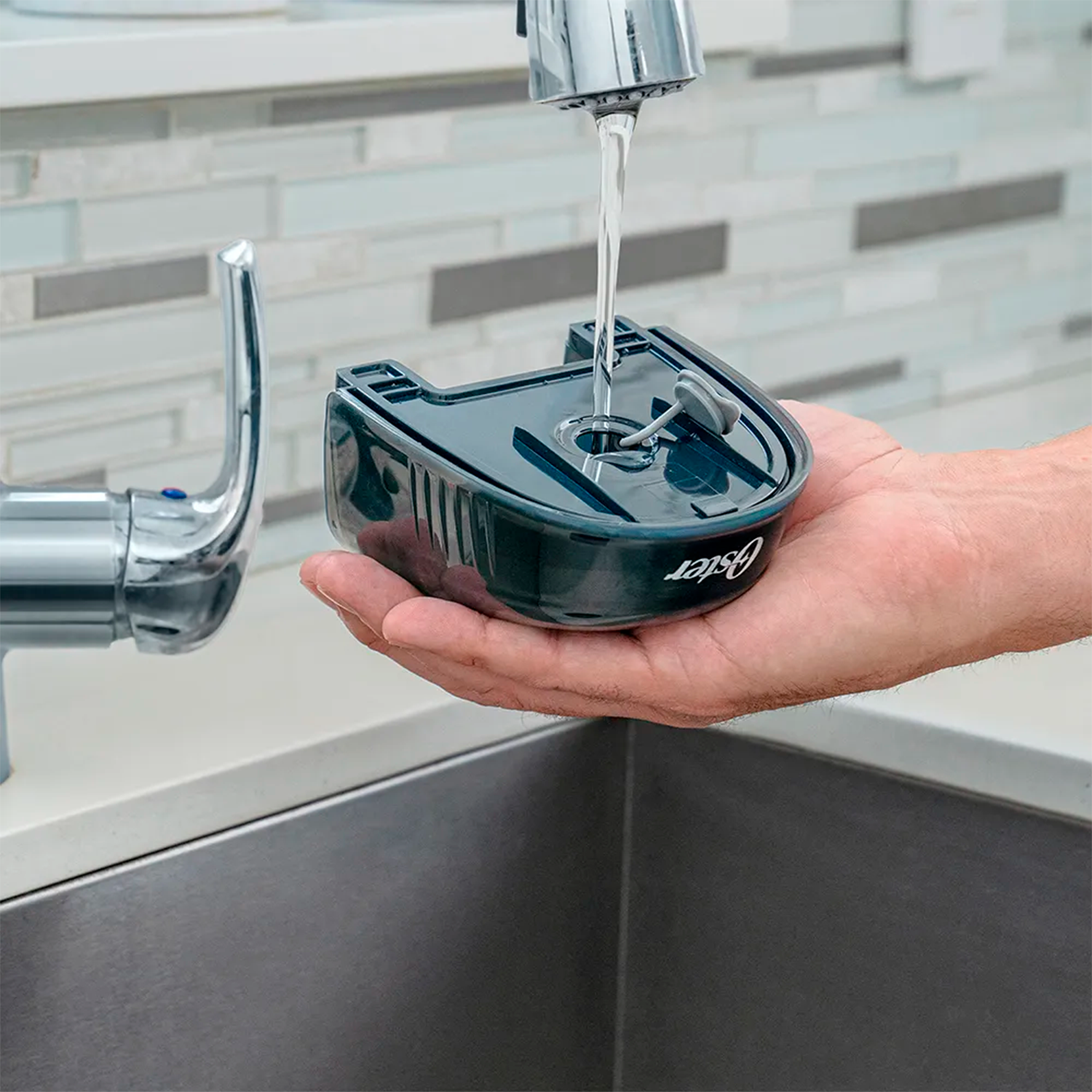 Passadeira A Vapor Portátil Power Oster Gcstes 1270w