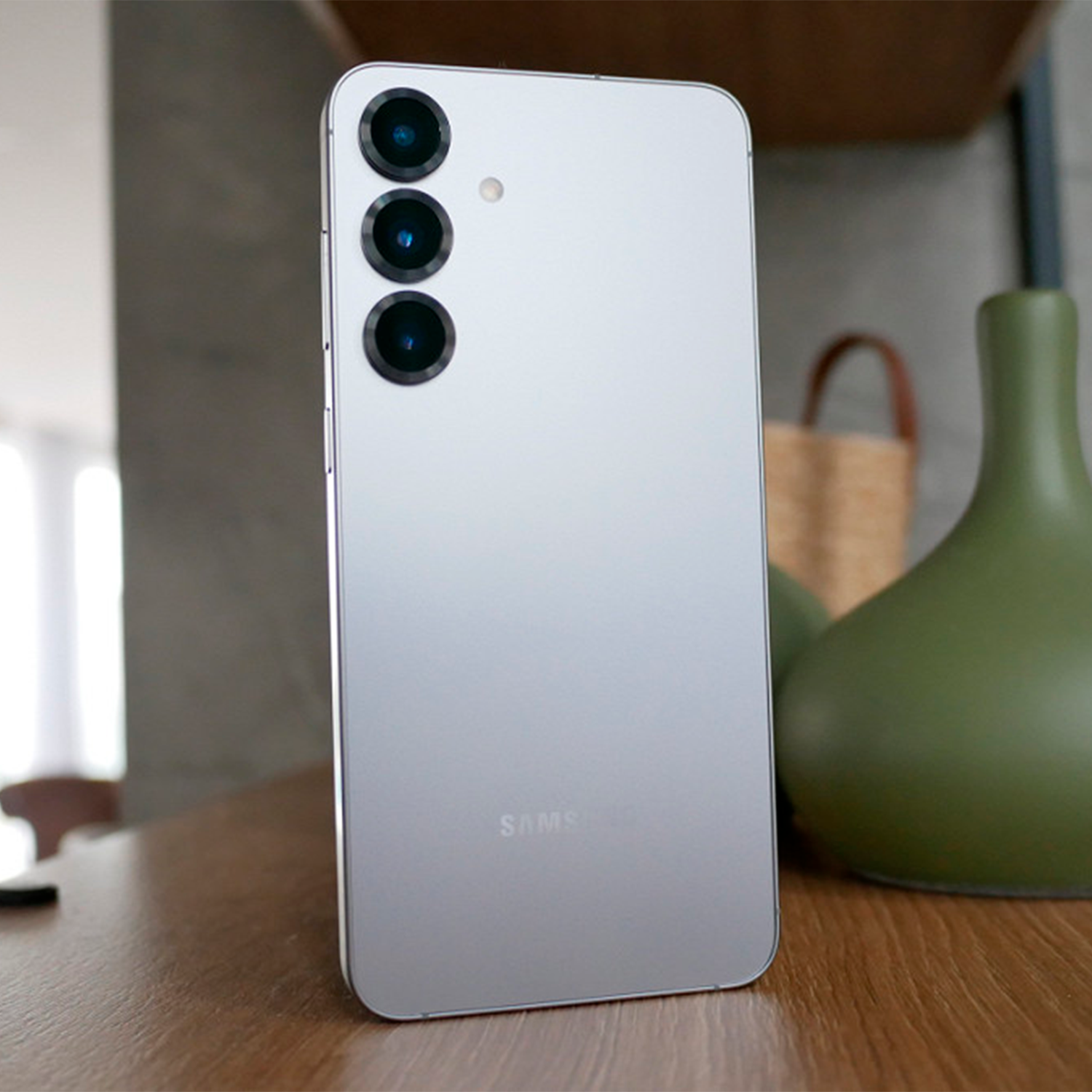 Smartphone Samsung Galaxy S25+ Octa Core 12GB Ram 256GB 6.7”